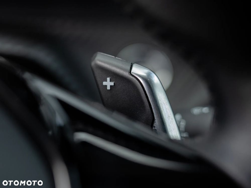 Peugeot 2008 1.5 BlueHDi Allure S&S EAT8 - 30