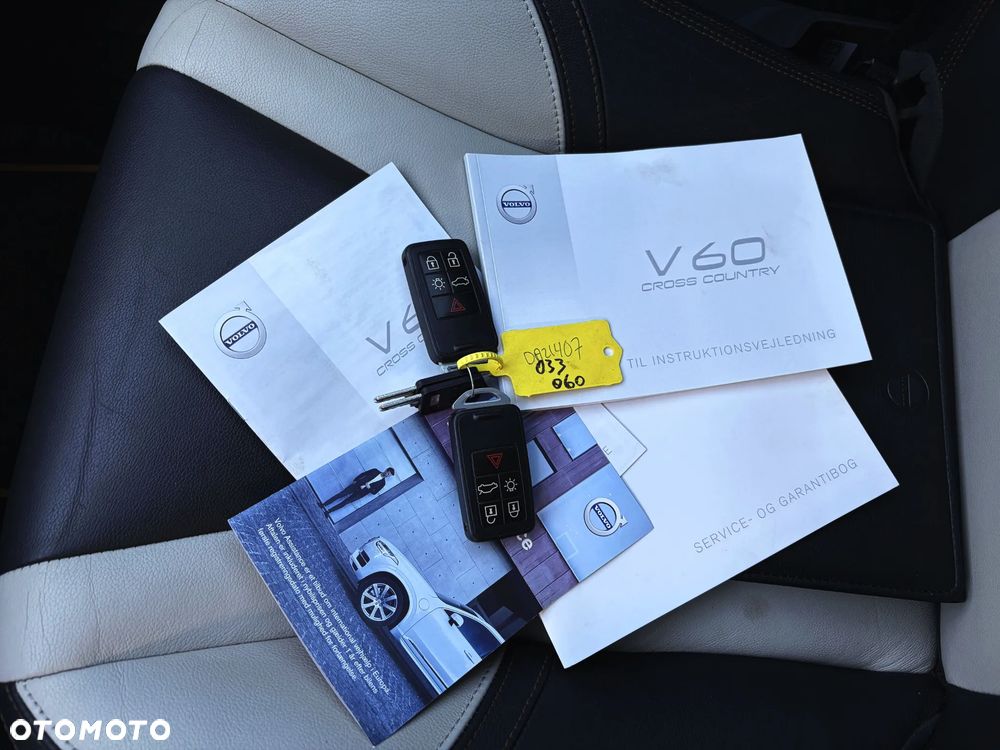 Volvo V60 Cross Country T5 Geartronic Summum - 34