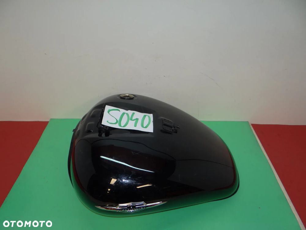 S040 Suzuki VZR 1800 Intruder (06-17) ZBIORNIK PALIWA BAK - 3