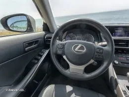 Lexus IS 300H Executive - 5