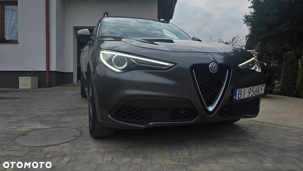 Alfa Romeo Stelvio 2.0 Turbo TI Q4 - 26