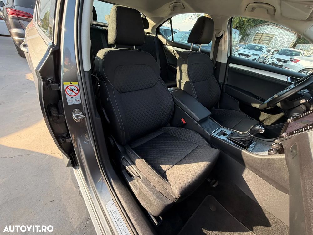 Skoda Superb 2.0 TDI DSG Style - 18