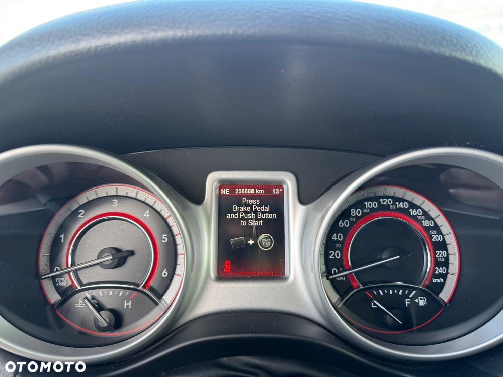 Fiat Freemont 2.0 Multijet Lounge AWD - 25