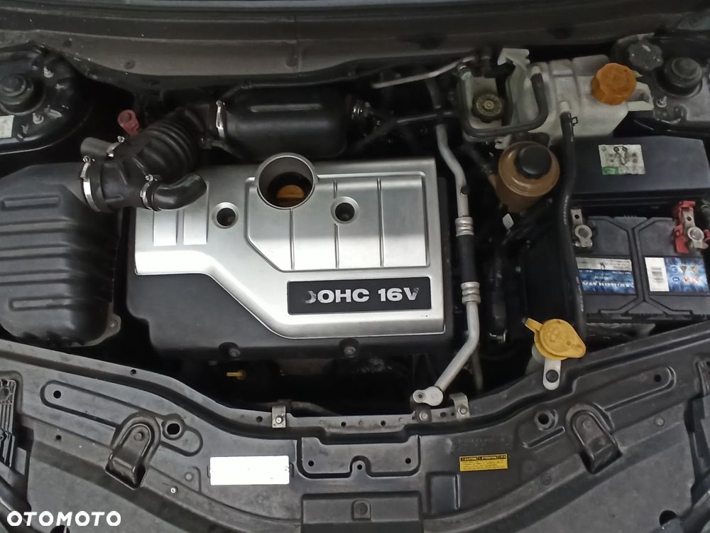 Chevrolet Captiva 2.4 LS - 37