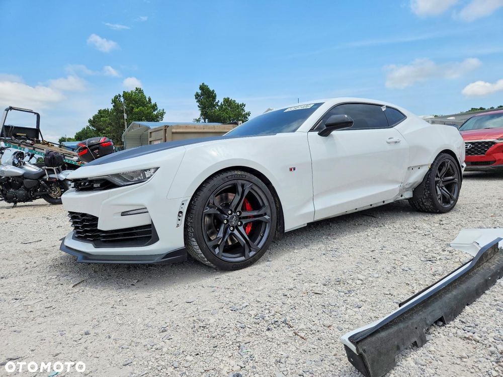 Chevrolet Camaro - 2