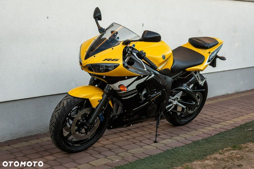 Yamaha R6 - 7