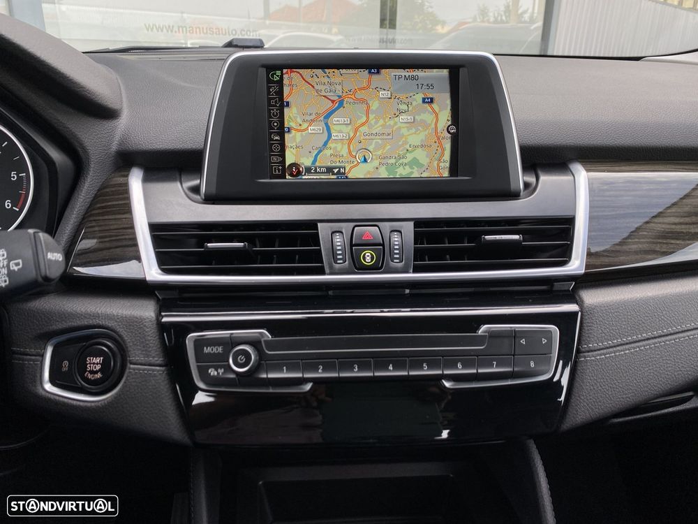 BMW 216 Active Tourer d Line Luxury Auto - 12