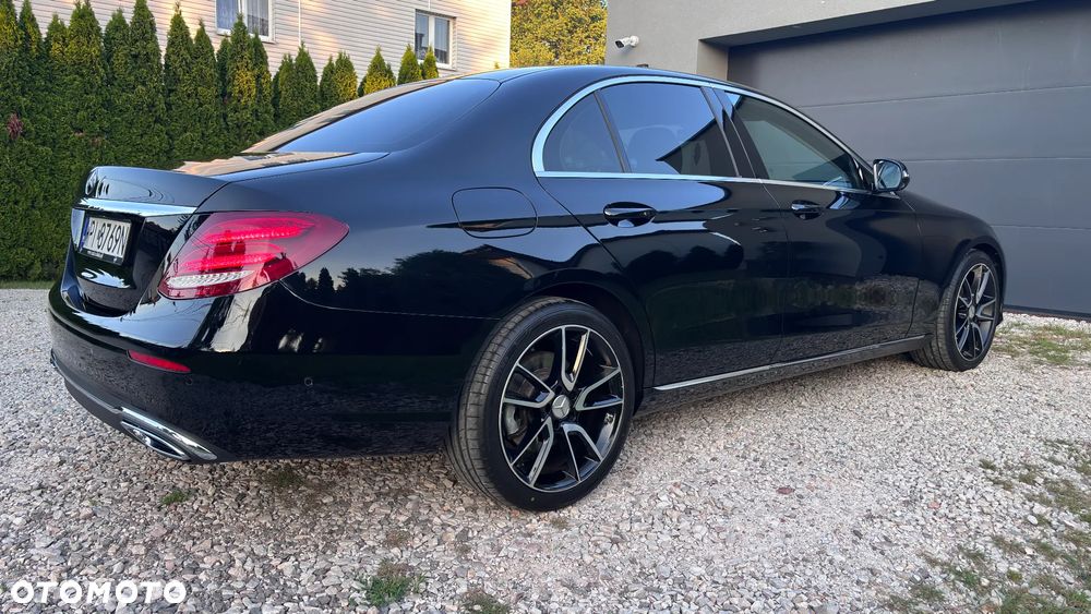 Mercedes-Benz Klasa E 350 BlueTEC 9G-TRONIC - 36
