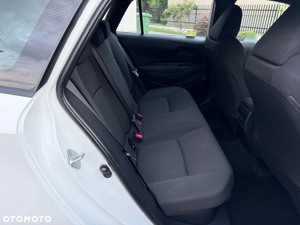 Toyota Corolla 1.8 Hybrid Comfort - 22