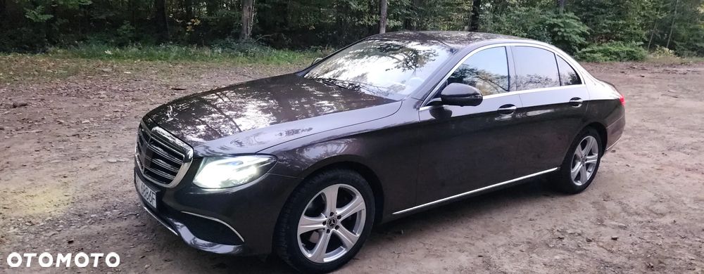 Mercedes-Benz E-Class 2017 photo 2