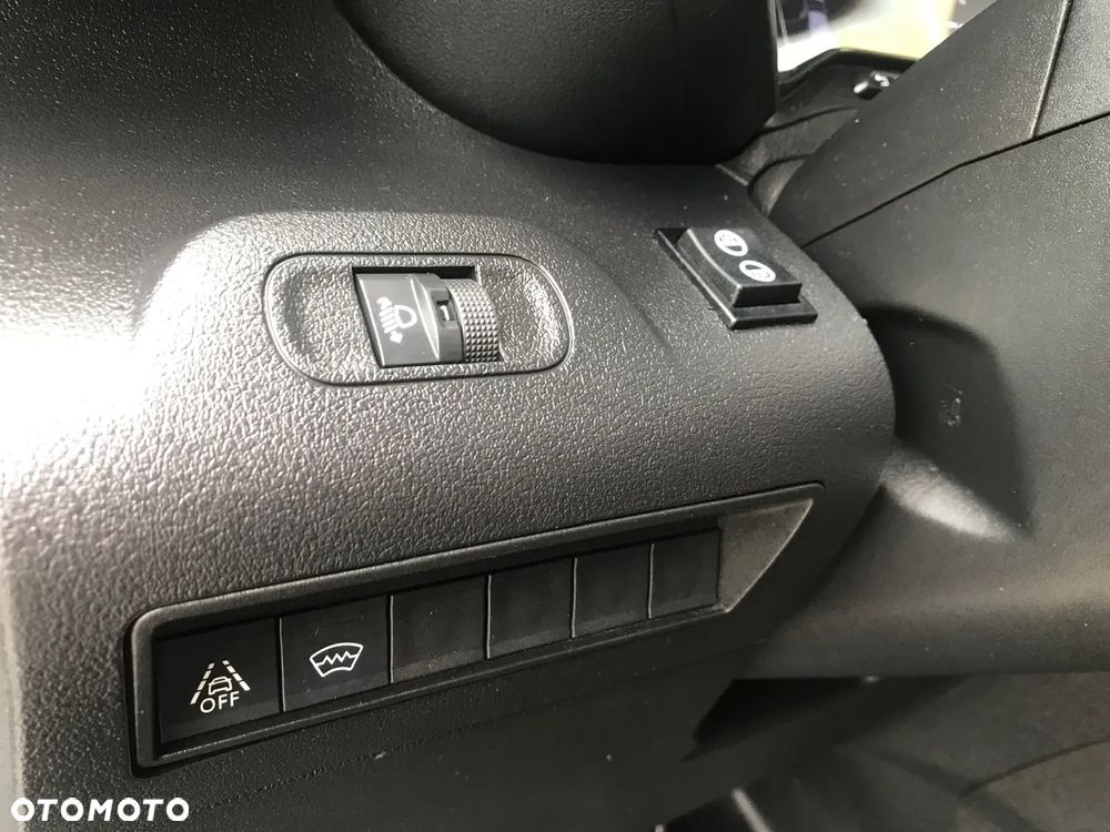 Toyota Proace City - 34