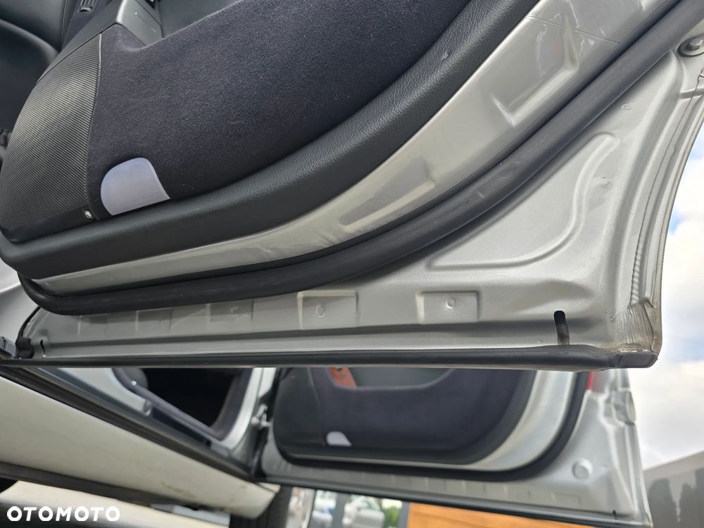 Mercedes-Benz Klasa S 320 CDI DPF - 11