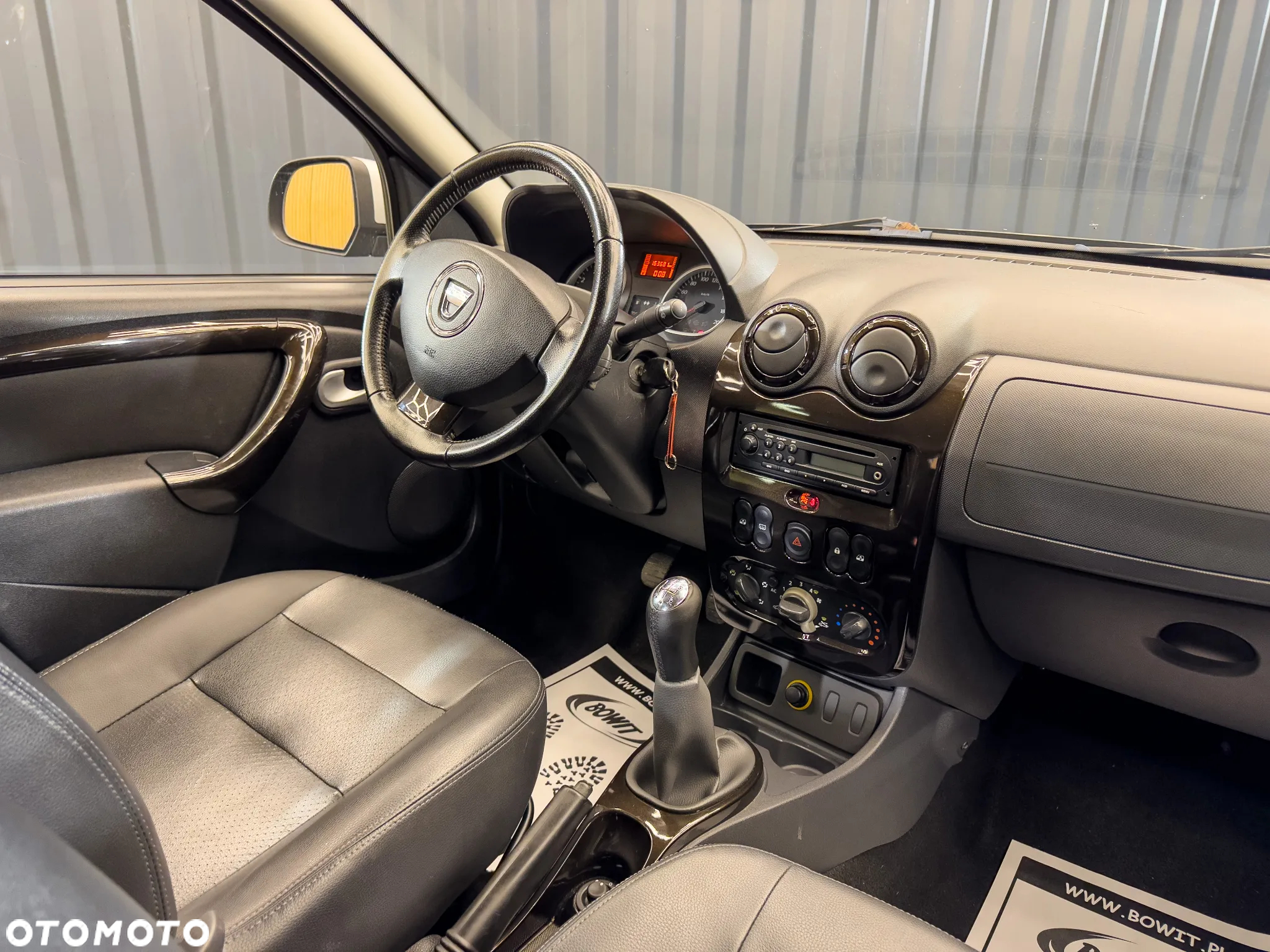 Dacia Duster 1.5 dCi Laureate - 13