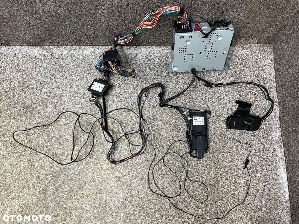 Radio ALPINE naped CD zestaw glosnomowiacy BURY Mini Jack BMW X3 F25 - 2