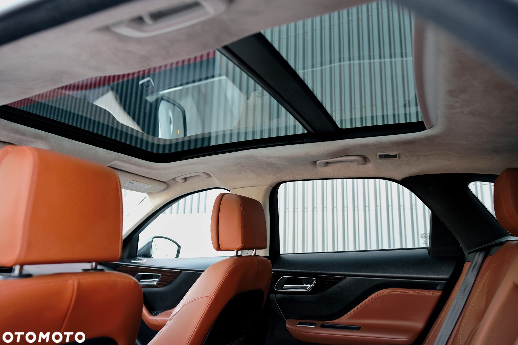 Jaguar F-Pace 30t AWD Portfolio - 8