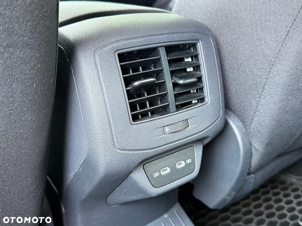 Volkswagen T-Roc 1.5 TSI Life DSG - 12