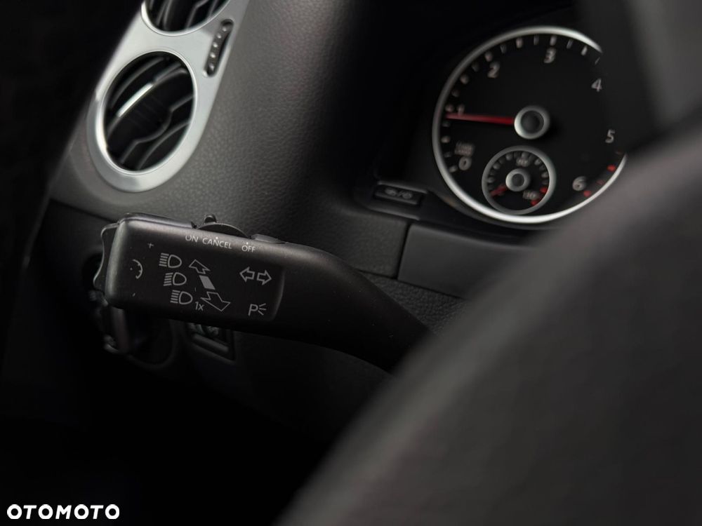 Volkswagen Tiguan 2.0 TDI DPF 4Motion DSG Cup Sport & Style - 15
