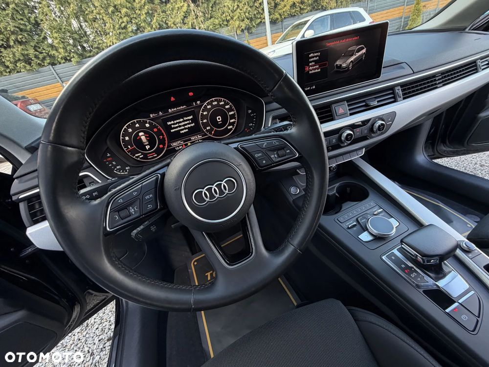 Audi A4 Avant 2.0 TFSI ultra Sport S tronic - 32