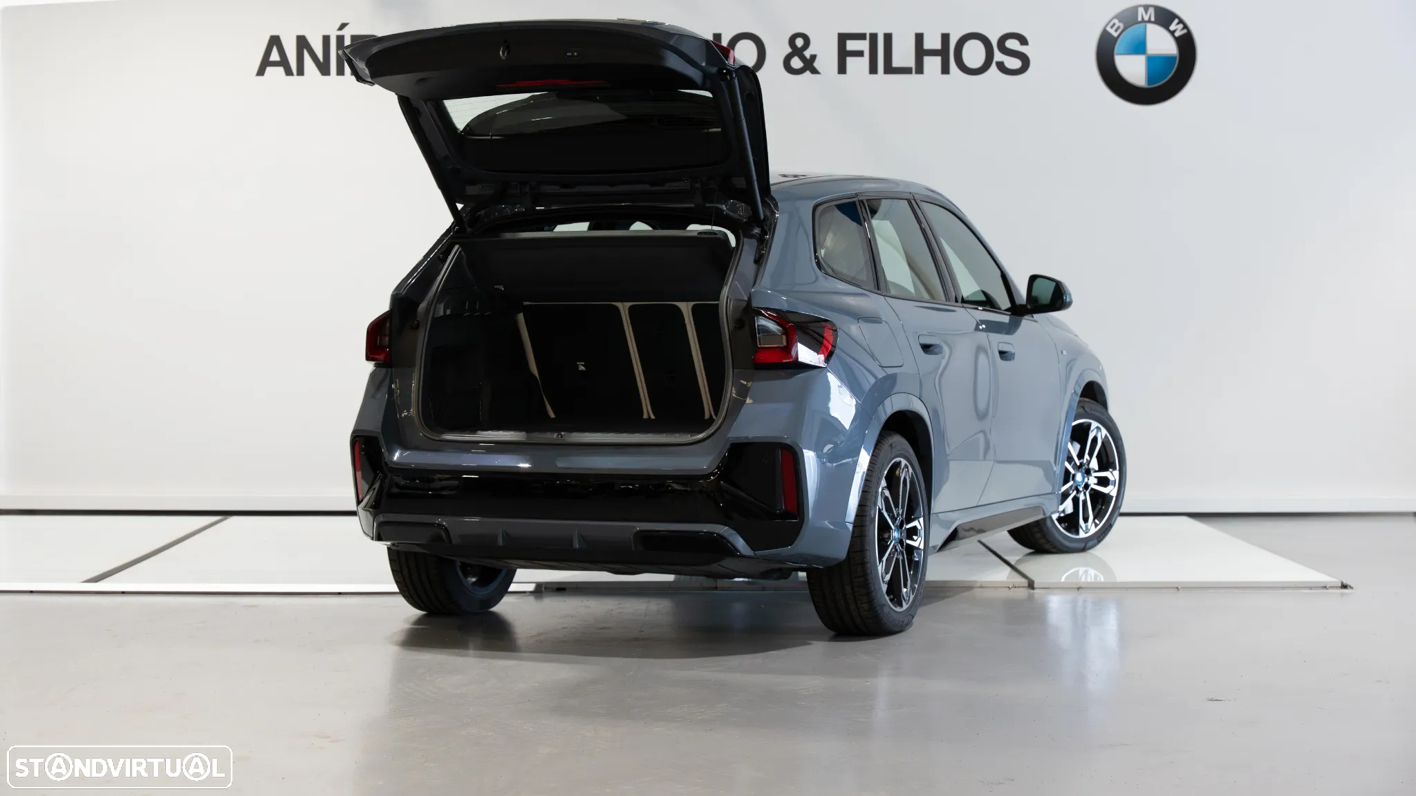 BMW iX1 xDrive30 Pack Desportivo M - 5