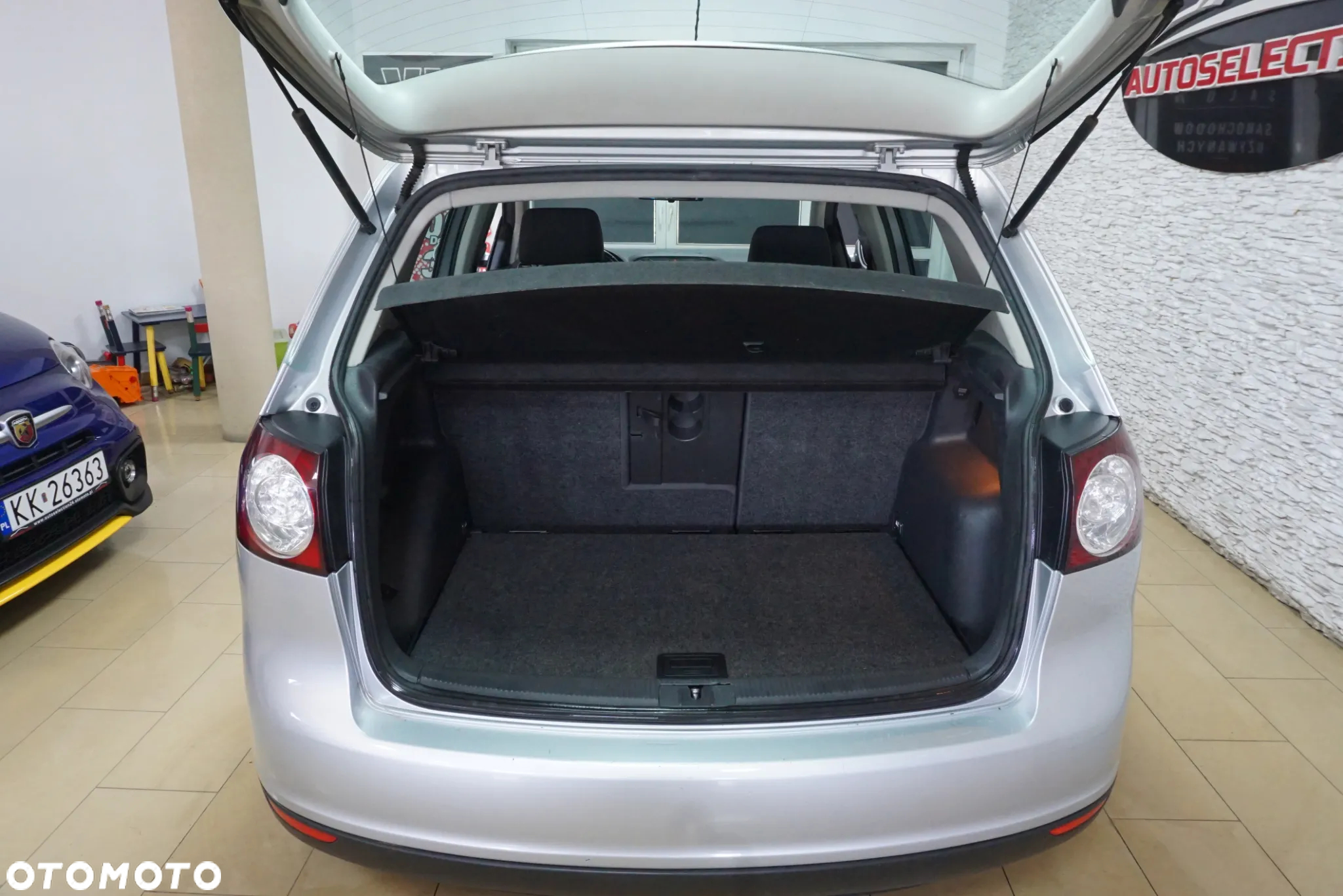 Volkswagen Golf Plus 1.9 TDI Comfortline - 14