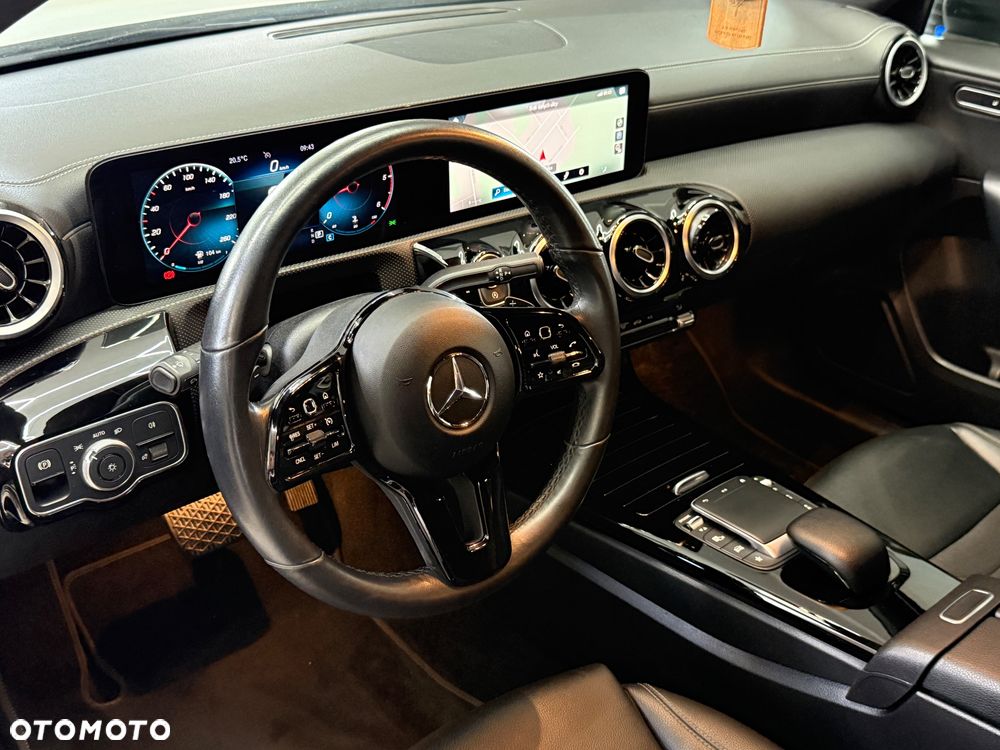 Mercedes-Benz Klasa A 180 d 8G-DCT Progressive - 14