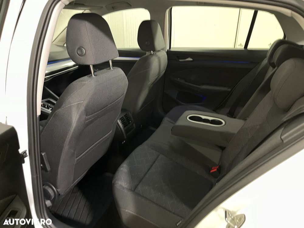 Volkswagen Golf 1.5 eTSI MHEV 150CP DSG Life - 13
