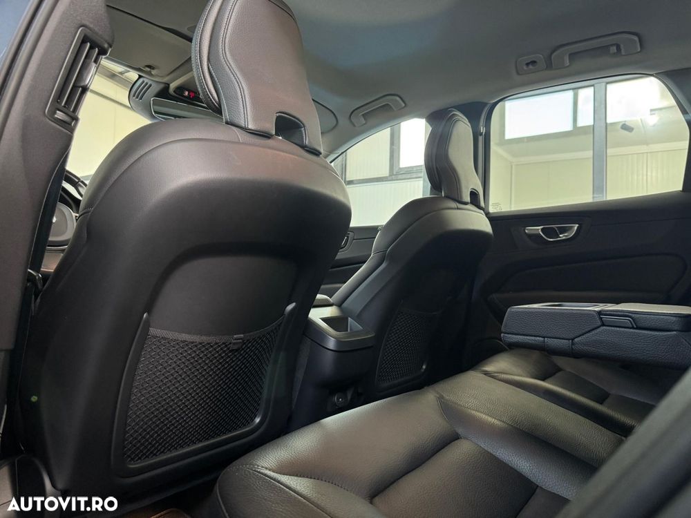 Volvo XC 60 - 27