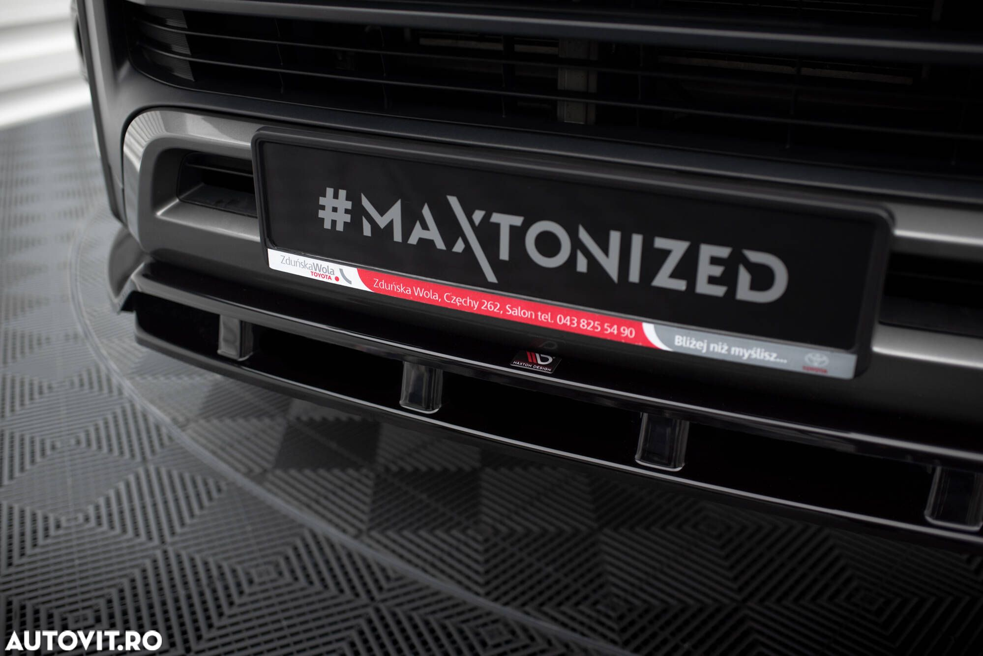 Prelungire Bara Fata compatibila cu Toyota Hilux Invincible Maxton Design - 3