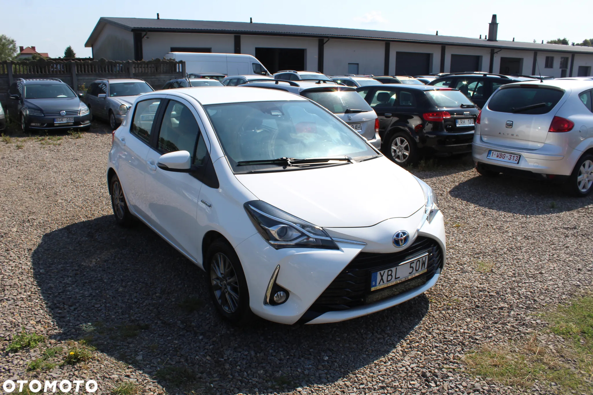 Toyota Yaris Hybrid 1.5 VVT-i Business Edition - 2
