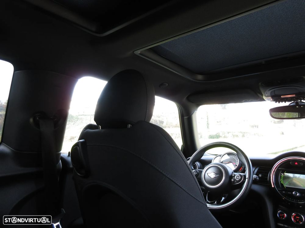 MINI 3 Portas Cooper D Auto - 33