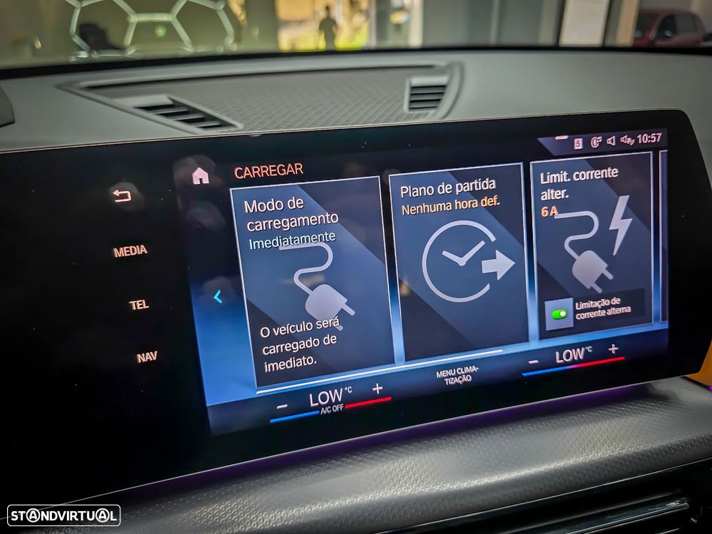 BMW X1 xDrive25e Pack Desportivo M Pro - 38
