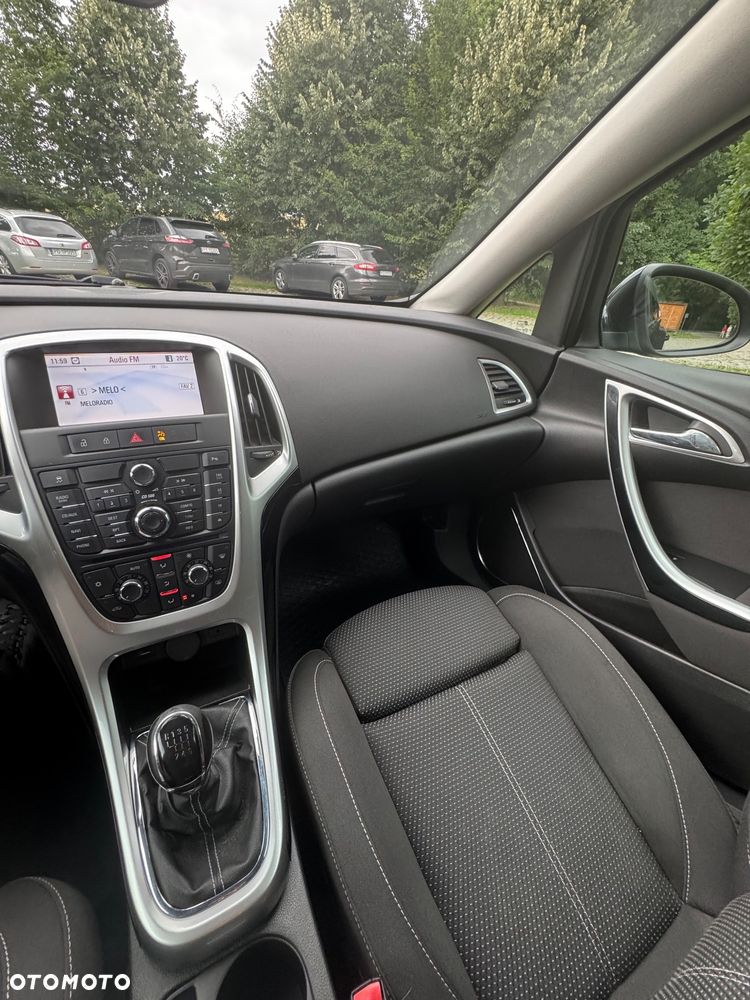 Opel Astra 1.4 T Cosmo - 10