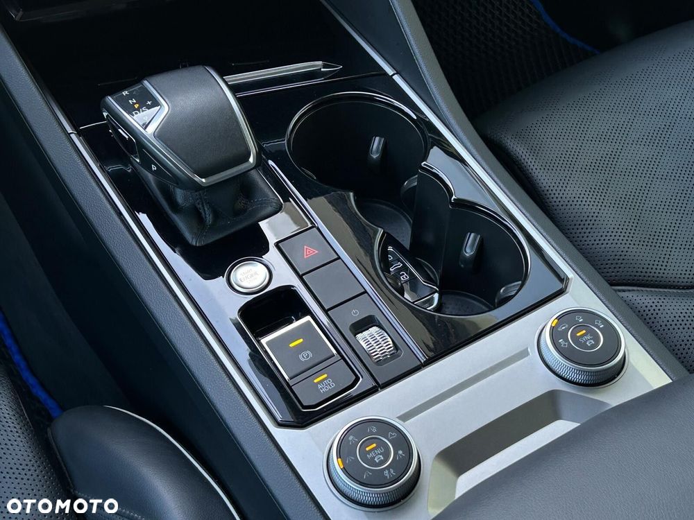 Volkswagen Touareg 3.0 V6 TDI SCR 4Mot - 25