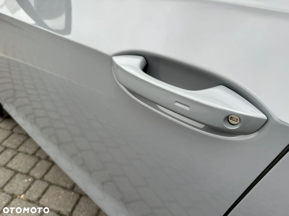 Volkswagen Golf VIII 2.0 TDI Life Plus DSG - 15