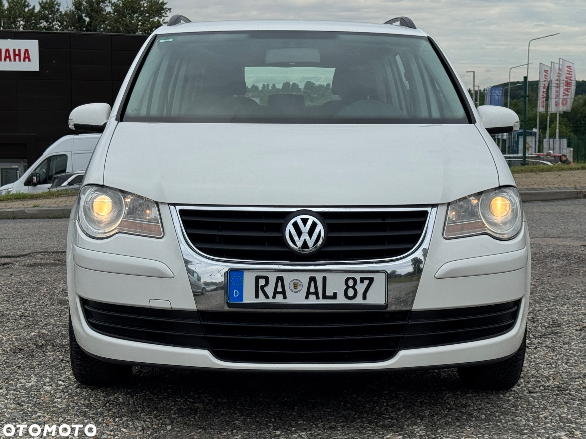 Volkswagen Touran 1.9 TDI Trendline - 9