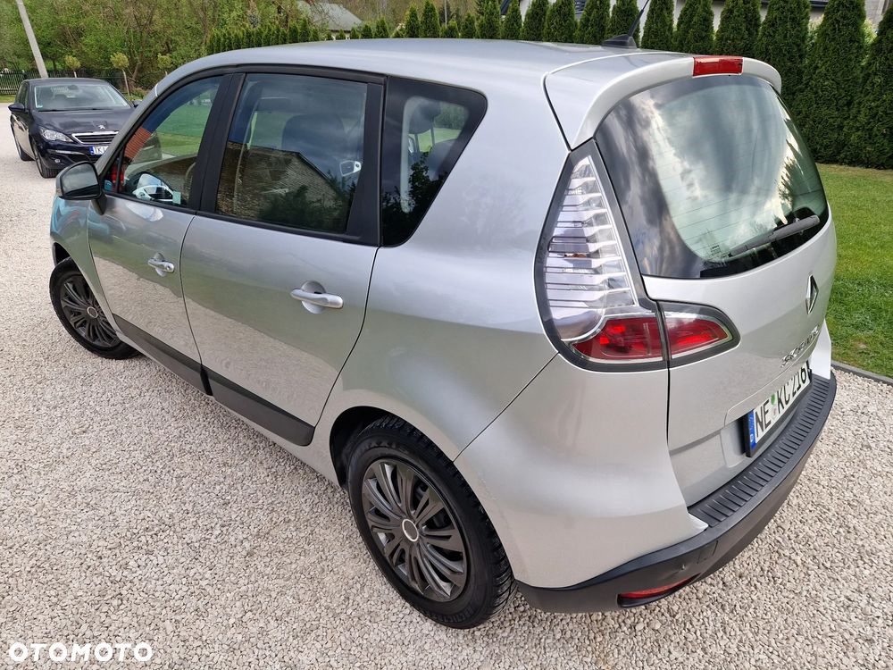 Renault Scenic 1.6 16V 110 TomTom Edition - 4