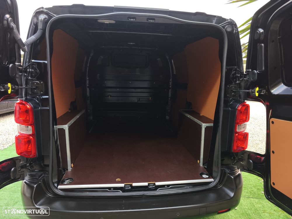 Peugeot Expert 2.0 Blue Hdi EAT8 - 18