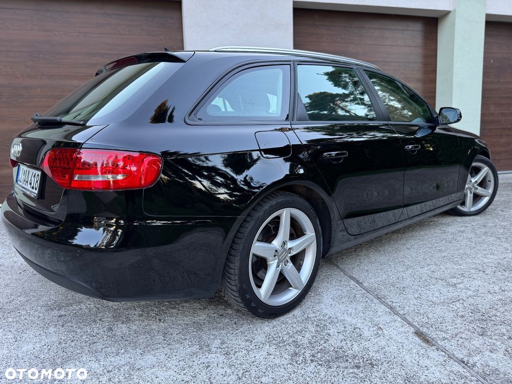 Audi A4 Avant 2.0 TDI - 16