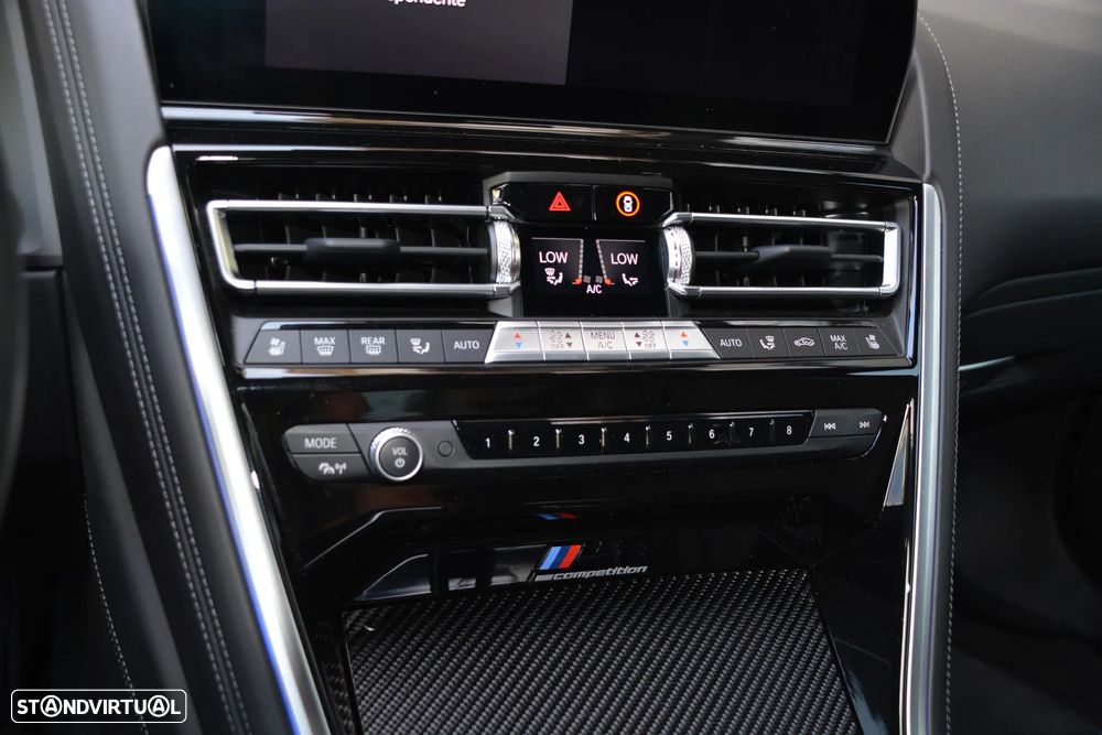 BMW M8 Competition - 34