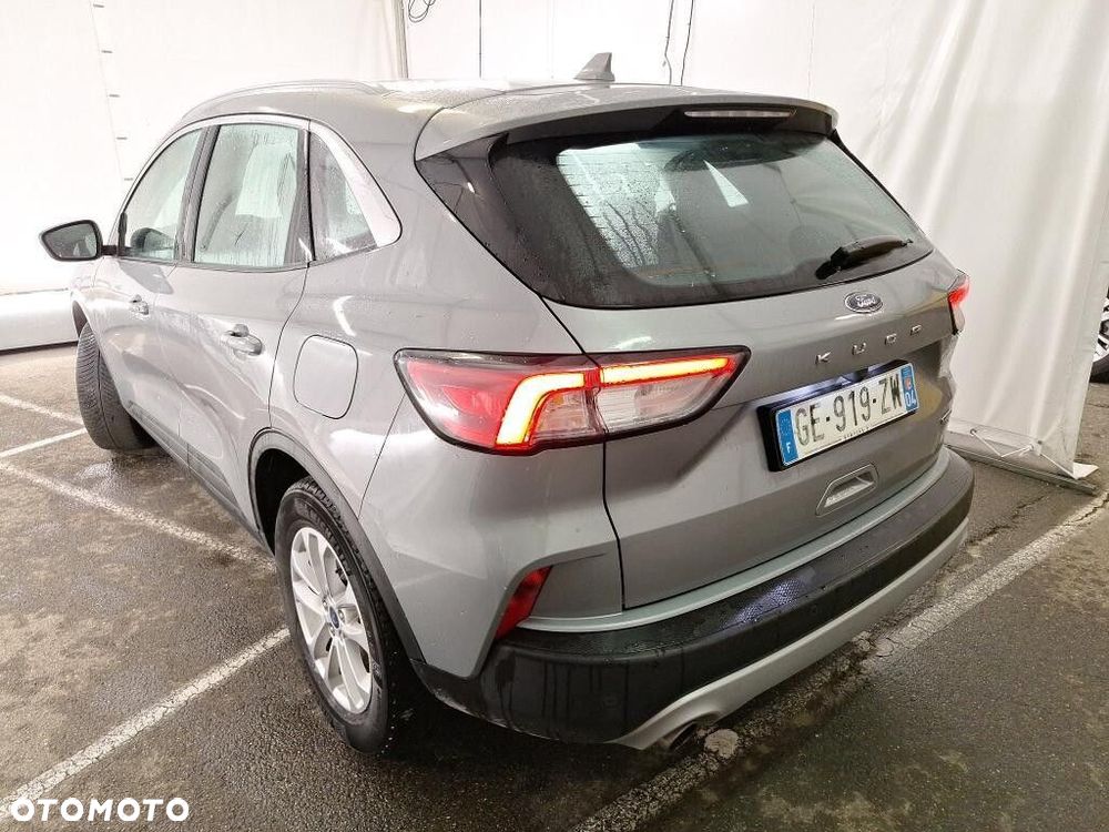 Ford Kuga - 2