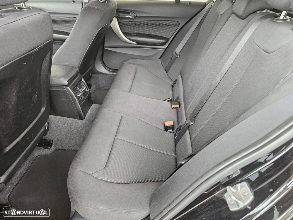 BMW 116 d EfficientDynamics Edition - 11