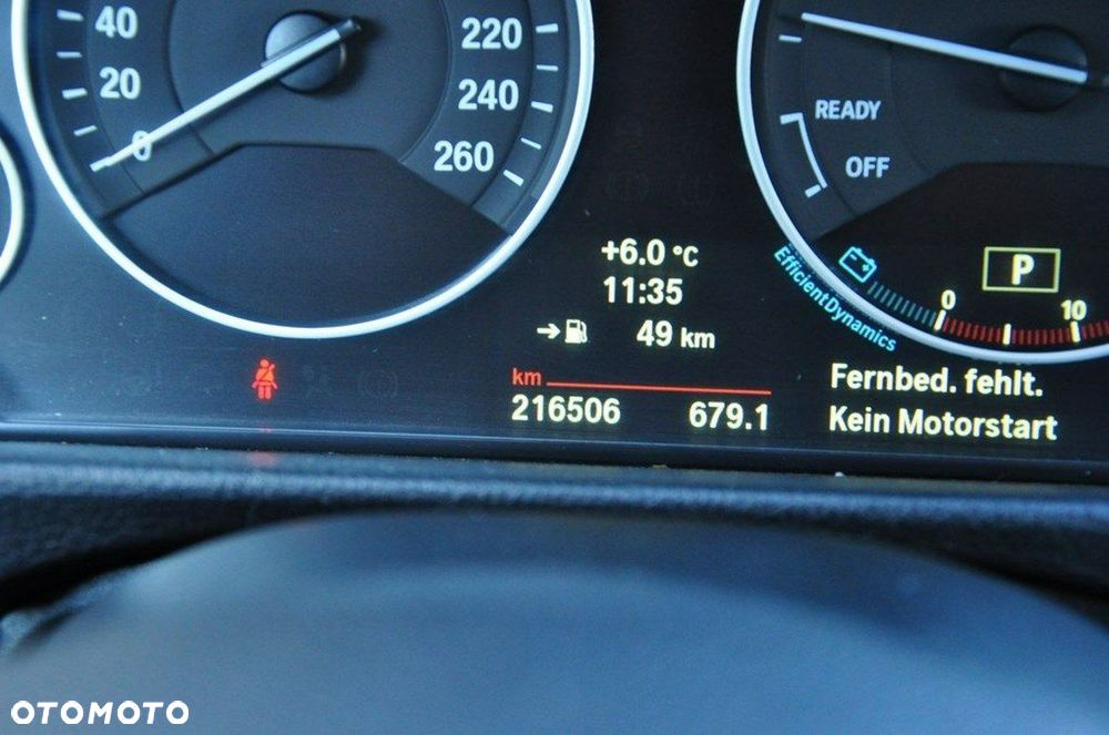 BMW Seria 3 330d xDrive Blue Performance Luxury Line - 36