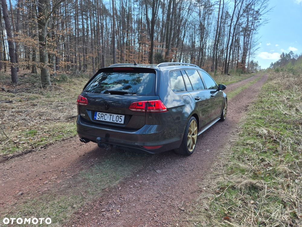 Volkswagen Golf - 4