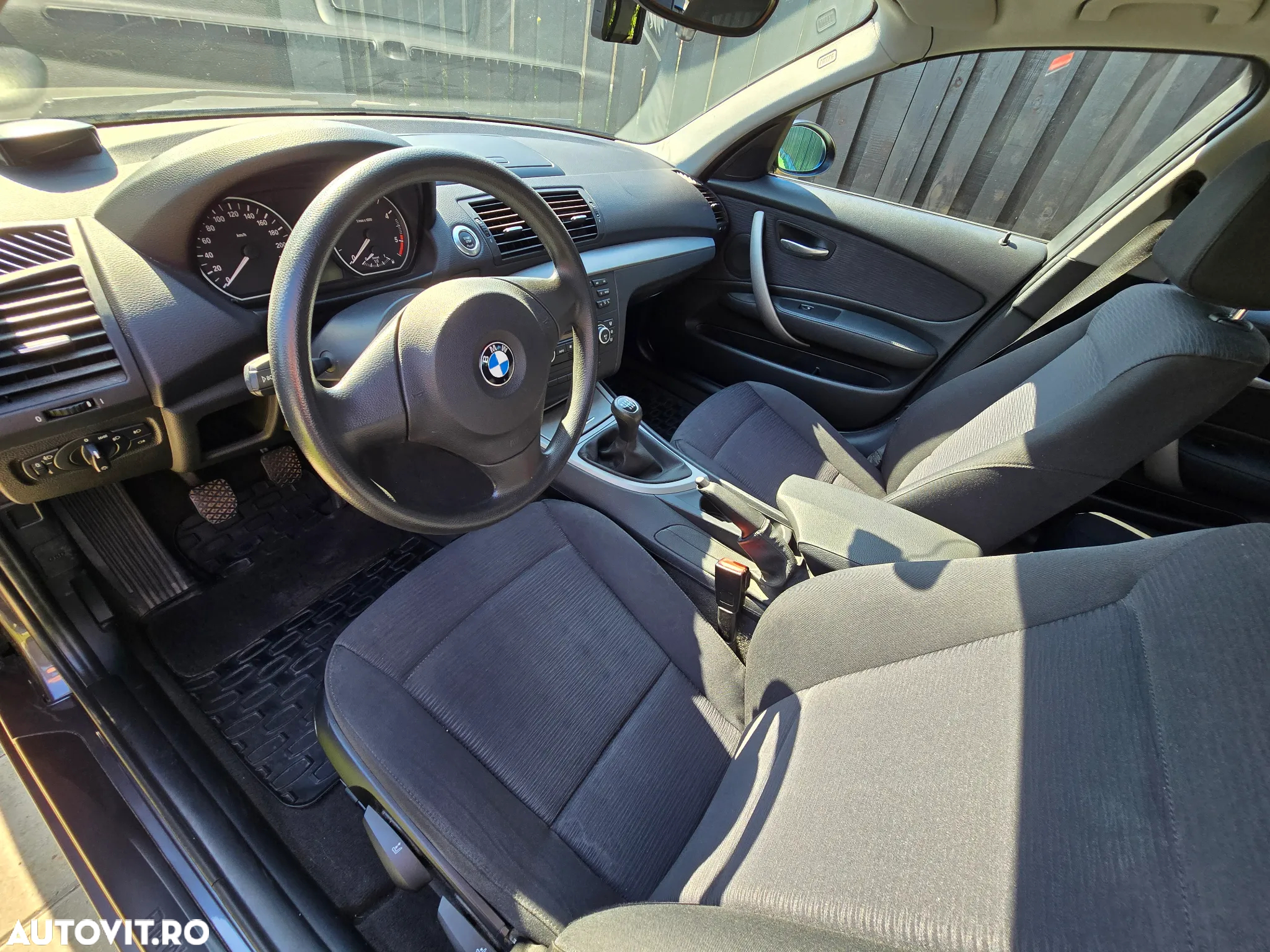 BMW Seria 1 118d - 19