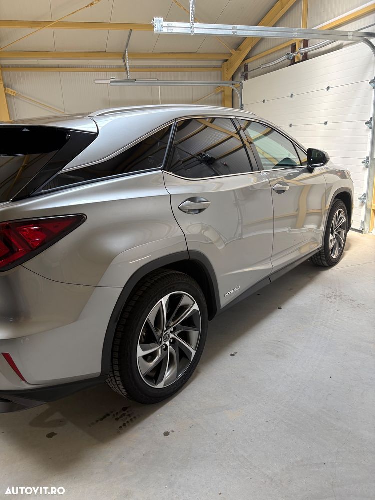 Lexus Seria RX - 3