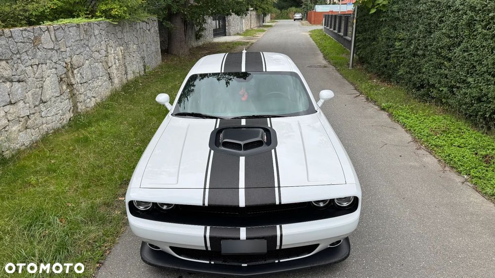 Dodge Challenger 6.4 Scat Pack - 8