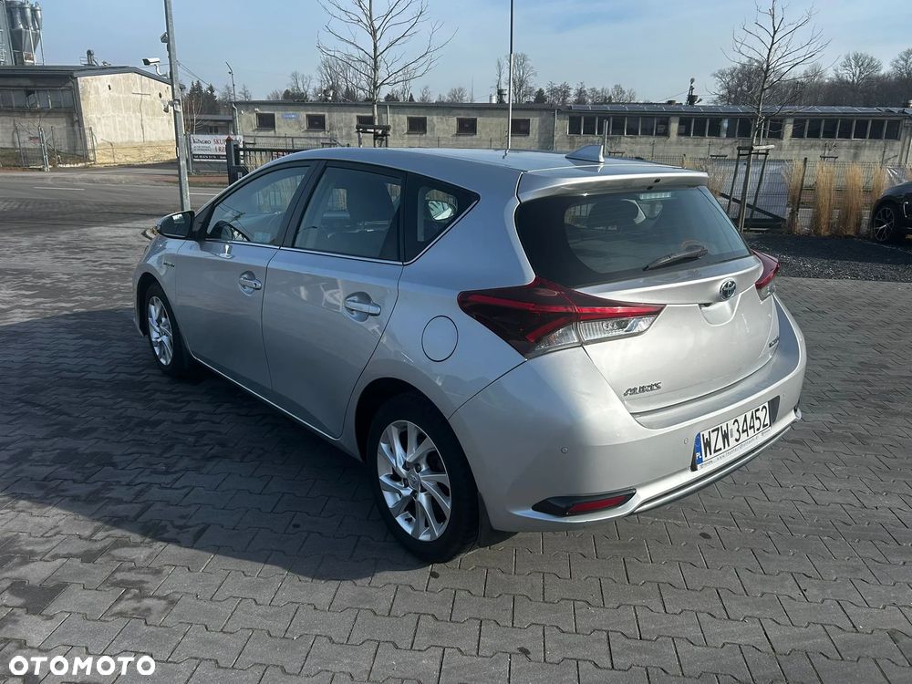 Toyota Auris - 3