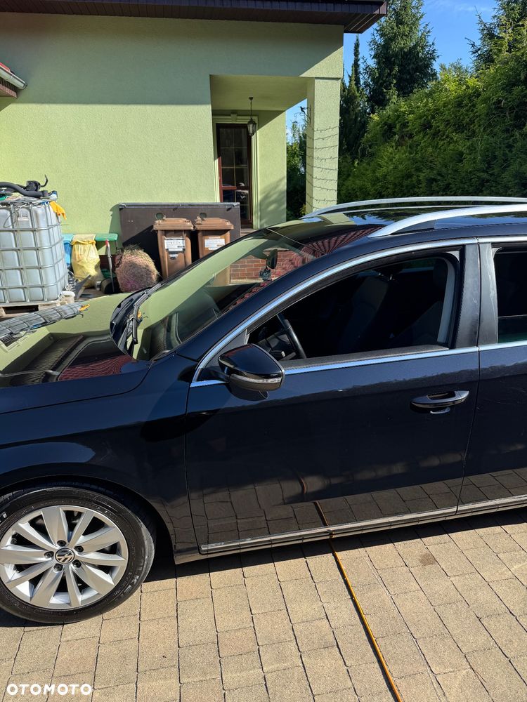 Volkswagen Passat 1.6 TDI DPF BlueMot Comfortline - 8