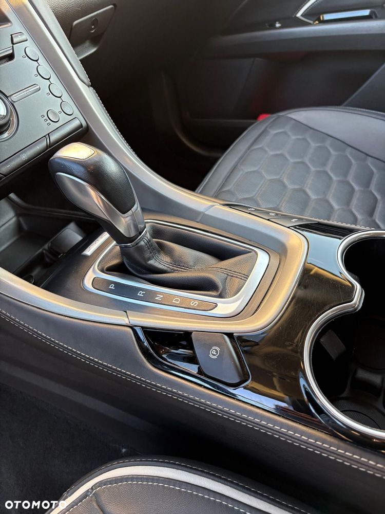 Ford Mondeo Vignale 2.0 TDCi PowerShift - 18