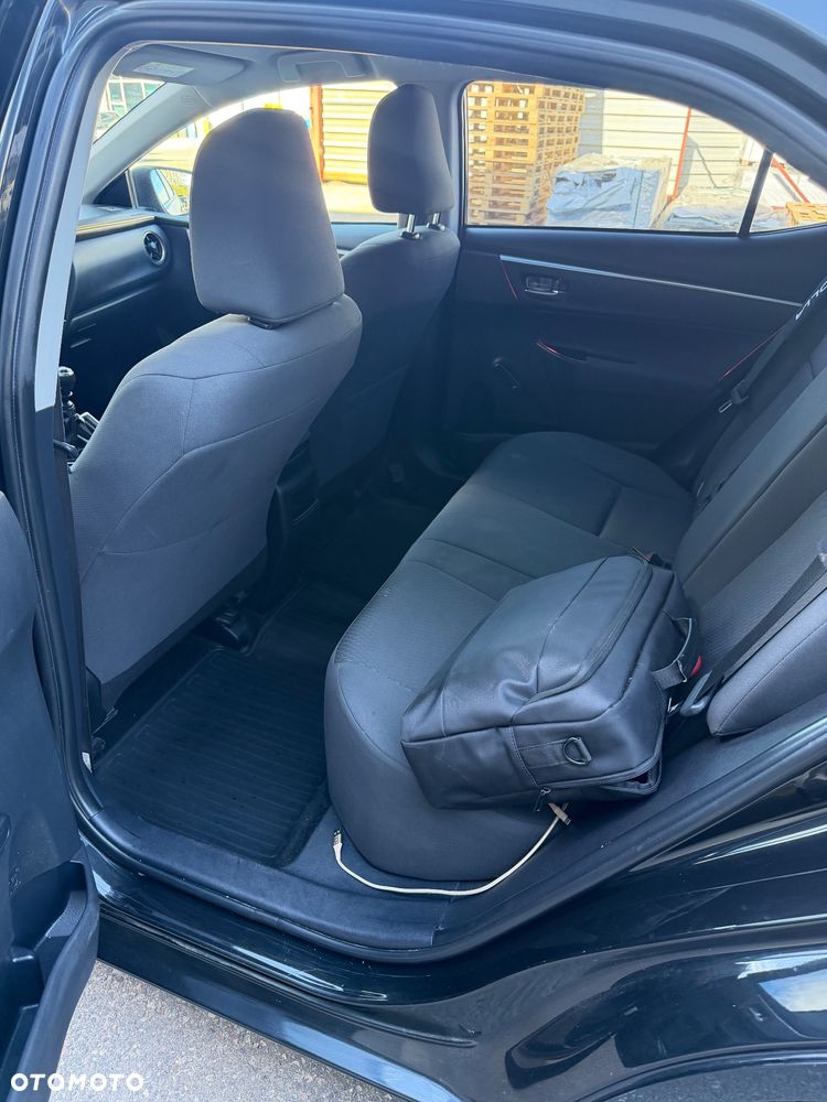 Toyota Corolla 1.6 Active EU6 - 12